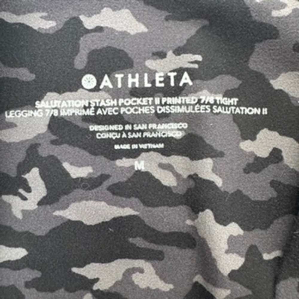 Athleta Salutation Stash Pocket II‎ Printed 7/8 Tight Camo Leggings Grey Black M - Picture 4 of 15